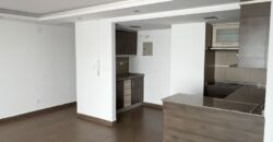 Vendo Suite, un Dormitorio, Parqueadero, Terraza. Sector El Batan