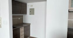 Vendo Suite, un Dormitorio, Parqueadero, Terraza. Sector El Batan