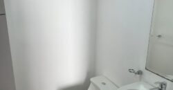 Vendo Suite, un Dormitorio, Parqueadero, Terraza. Sector El Batan