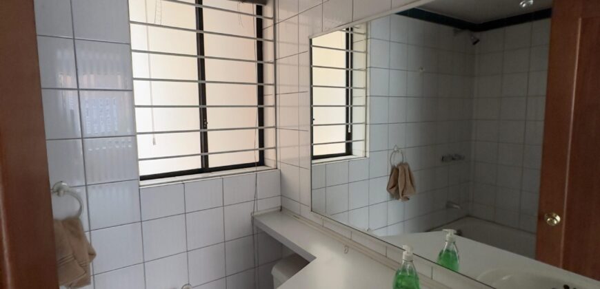 Vendo Suite, Sin Amoblar, un Dormitorio. Sector La Carolina