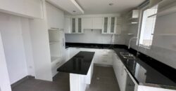 Vendo Casa, A Estrenar, Cuatro Dormitorios, Conjunto Privado. Sector Valle de Los Chillos