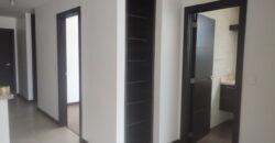 Rento Departamento, Dos Dormitorios, Sin Amoblar, Balcón. Sector 12 de Octubre