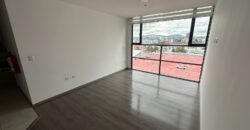 Vendo Departamento, Dos Dormitorios, Parqueadero. Sector La Carolina