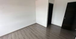 Vendo Departamento, Dos Dormitorios, Parqueadero. Sector La Carolina