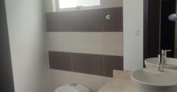Rento Departamento, Dos Dormitorios, Sin Amoblar, Balcón. Sector 12 de Octubre