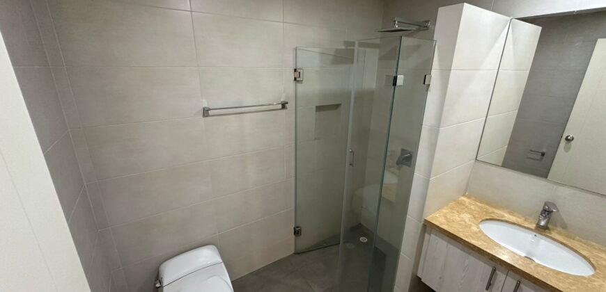 Vendo Departamento, Dos Dormitorios, Balcón. Sector Bosmediano