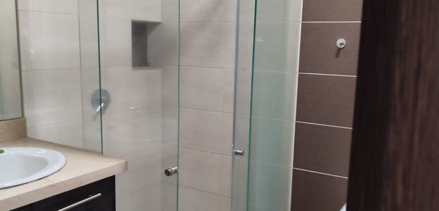 Rento Suite, Sin Amoblar, un Dormitorio, Balcón. Sector 12 de Octubre