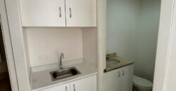 Rento Local/oficina, Sin Amoblar, Parqueaderos. Sector La Carolina