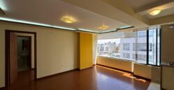 Rento Suite, Sin Amoblar, un Dormitorio, Parqueadero. Sector 12 de Octubre