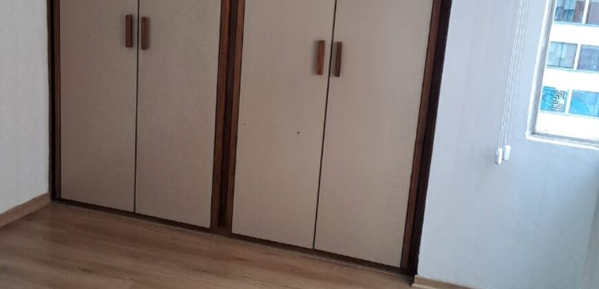 Vendo Departamento, Dos Dormitorios, Sin Amoblar. Sector Iñaquito