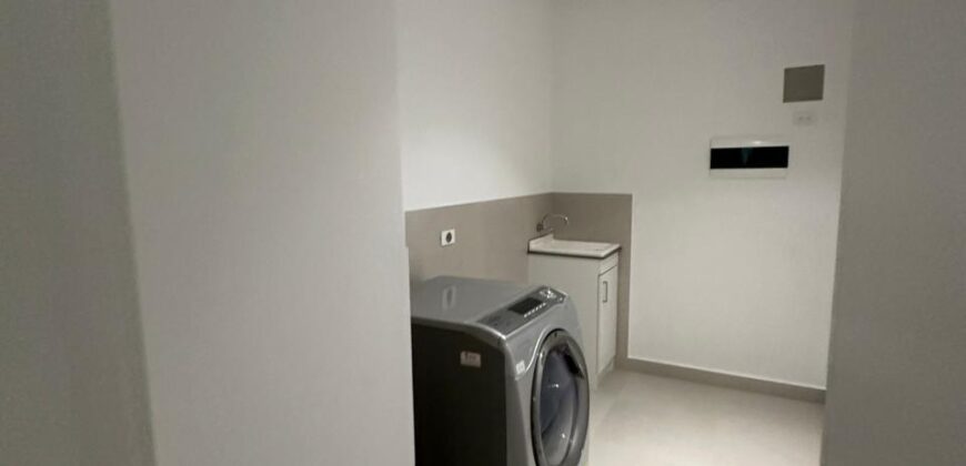 Vendo Departamento, Tres Dormitorios, a Estrenar, Terrazas. Sector Cumbaya