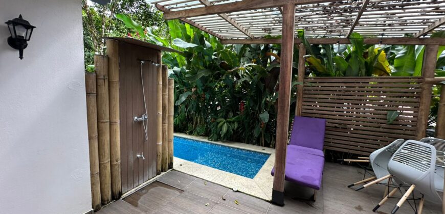 Vendo Hosteria, Suites Premium y Casa, Amobladas. Sector Mindo