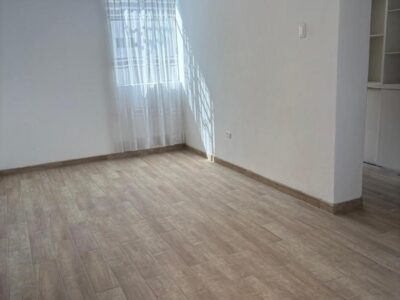 Rento Departamento, Sin Amoblar, Tres Dorm.. Sector Los Granados
