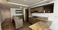 Vendo Suite, un Dormitorio, Parqueadero. Sector El Batan