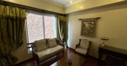 Vendo Suite, Amoblada, un Dormitorio, Parqueadero. Sector Gaspar de Villarroel