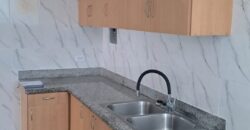 Vendo Departamento, Dos Dormitorios, Sin Amoblar. Sector Iñaquito