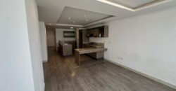 Vendo Suite, un Dormitorio, Parqueadero. Sector El Batan