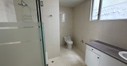 Vendo Departamento, Tres Dormitorios, Estudio/Family room, Parqueaderos. Sector El Batán