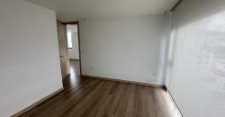 Vendo Departamento, Dos Dormitorios, Balcón, A Estrenar. Sector Quicentro