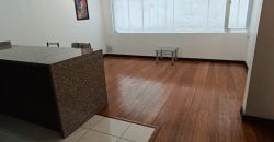 Rento Suite, Un Dormitorio, Amoblado, Parqueadero. Sector La Carolina