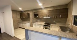 Vendo Departamento, Dos Dormitorios, Parqueadero. Sector La Carolina