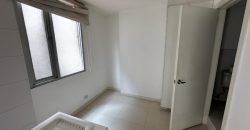 Vendo Departamento, Tres Dormitorios, 4 Baños, Parqueaderos, Bodegas. Sector Bossano