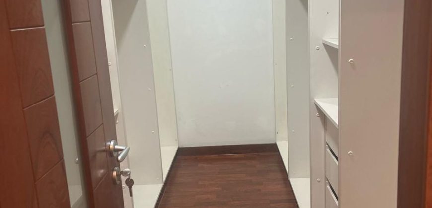 VENDO DEPARTAMENTO, TRES DORMITORIOS, PARQUEADERO, BODEGA. SECTOR BELLAVISTA