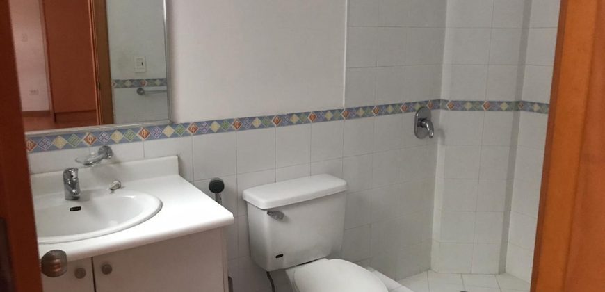 Vendo Departamento, Tres Dormitorios, Terraza con Pérgola, BBQ. Sector Bellavista