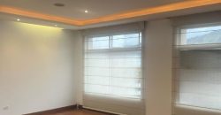 VENDO DEPARTAMENTO, TRES DORMITORIOS, PARQUEADERO, BODEGA. SECTOR BELLAVISTA