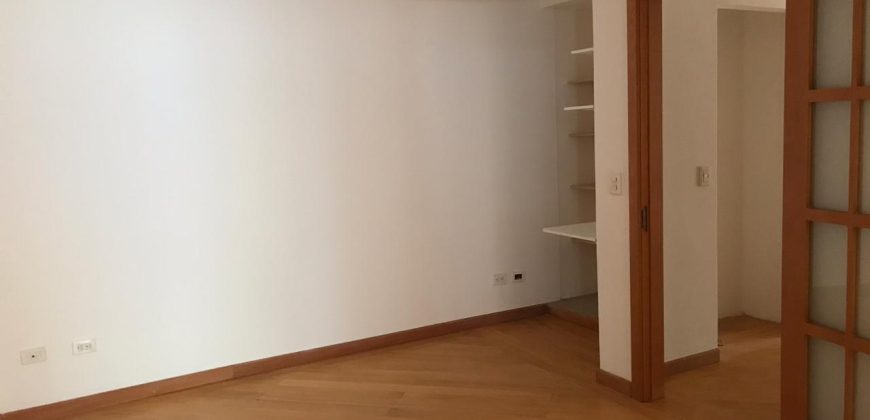 Vendo Departamento, Tres Dormitorios, Terraza con Pérgola, BBQ. Sector Bellavista