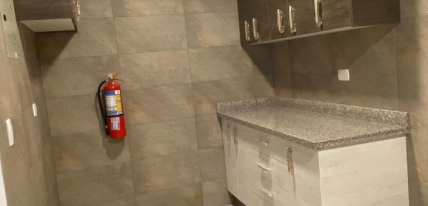 Vendo Departamento, Dos Dormitorios, Parqueaderos, Bodega. Sector La Carolina