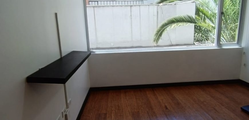 Rento Suite, Un Dormitorio, Amoblado, Parqueadero. Sector La Carolina