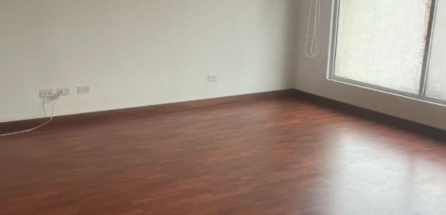 VENDO DEPARTAMENTO, TRES DORMITORIOS, PARQUEADERO, BODEGA. SECTOR BELLAVISTA