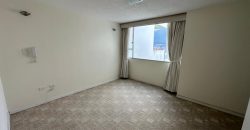 Vendo Departamento, Tres Dormitorios, Estudio/Family room, Parqueaderos. Sector El Batán