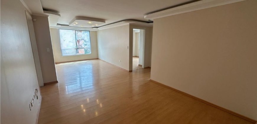 Vendo Departamento, Tres Dormitorios, 2 Baños Completos. Sector Gaspar de Villarroel