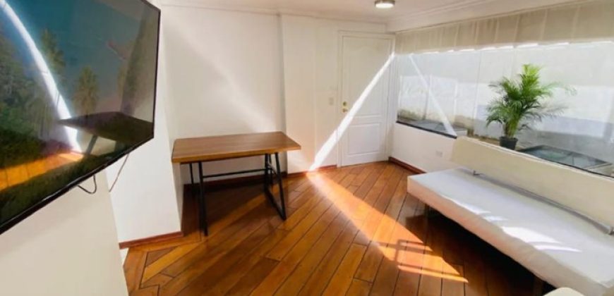 Rento Suite, amoblada, Parqueadero. Sector La Carolina