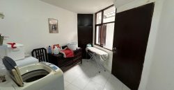 Vendo Casa, Tres Dormitorios, Dos Plantas, Ático, Jardín. Sector Guanguiltagua