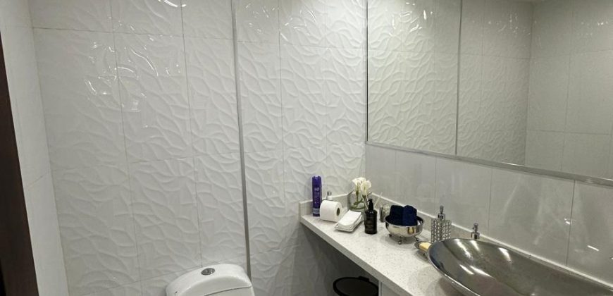 Vendo Casa, Tres Dormitorios, Dos Plantas, Ático, Jardín. Sector Guanguiltagua