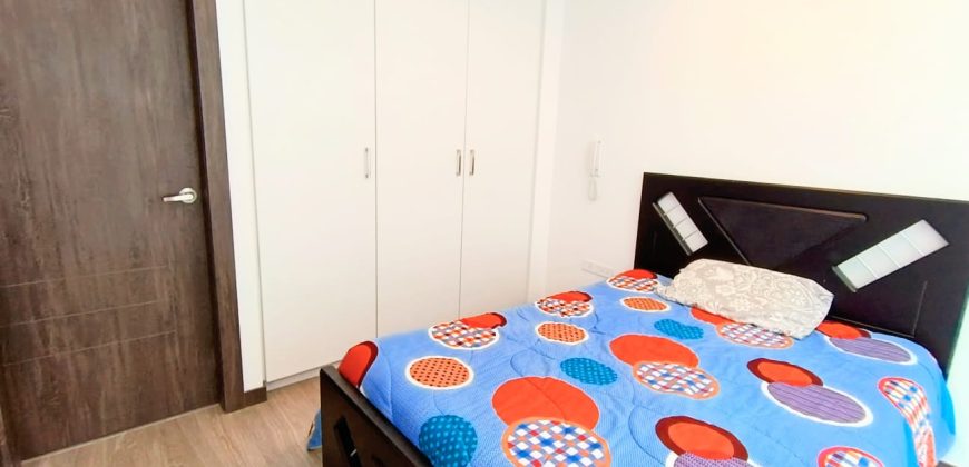 Vendo Suite, Un Dormitorio, Parqueadero, Bodega. Sector La Carolina