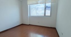 Rento Departamento, Tres Dormitorios, Terraza con Pérgola. Sector Granados