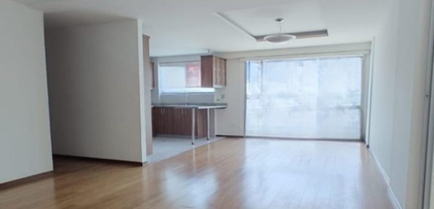 Rento Departamento, Tres Dormitorios, Terraza con Pérgola. Sector Granados