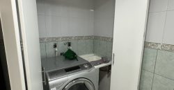 Rento Departamento, Dos Dormitorios, Amoblado, Parqueadero. Sector la Carolina