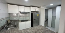 Rento Departamento, Dos Dormitorios, Amoblado, Parqueadero. Sector la Carolina