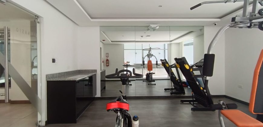 Vendo Suite, Un Dormitorio, Parqueadero, Bodega. Sector La Carolina