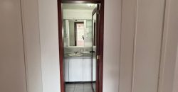 Rento Departamento, Tres Dormitorios, Sin Amoblar. Sector Alpallana