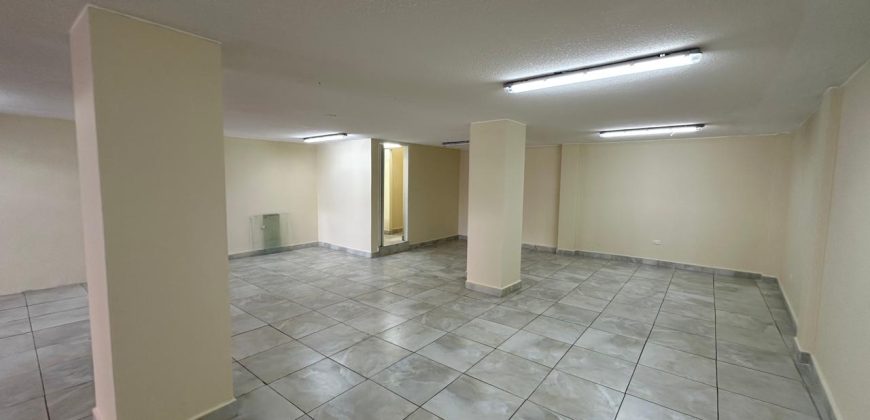 Rento Local para Oficina, Empresa, Gimnasio, Dos Plantas. Sector Granados