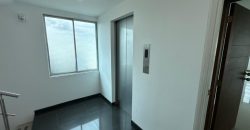 Vendo Edificio, 7 pisos, para Oficina, Empresa. Sector Gaspar de Villarroel