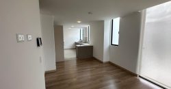 Vendo Departamento, Dos Dormitorios, Balcón, A Estrenar. Sector Quicentro