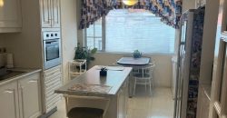 Vendo Departamento, Tres Domritorios, Parqueadero, Bodega. Sector Bossano