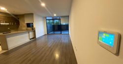 Vendo Departamento, Dos Dormitorios, Parqueaderos, Bodega. Sector La Carolina